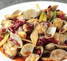 Spicy Stir-Fried Clams
