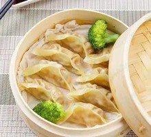 Corn and Pork Steamed Dumplings