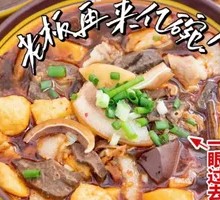Beijing-style Braised Pork with Steamed Bread