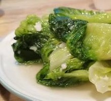 Stir-Fried Lettuce