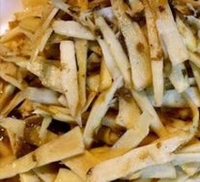 Fresh Bamboo Shoots with Preserved Mustard Greens
