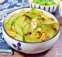 Cucumber and Egg Stir-fry