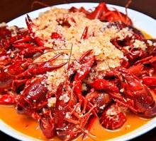 Golden Soup Garlic Lobster