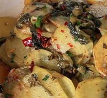 Pickled Vegetable and Potato Slices