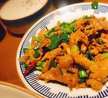 Grandmother's Stir-Fried Pork with Green Pepper