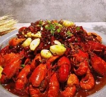 Golden Spicy Crawfish