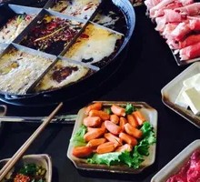 Red Soup Nine Grid Pot Base