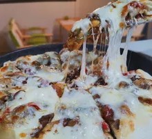 Mexican Spicy Beef Pizza