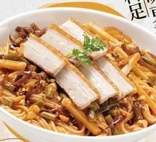 Guangxi-style Stewed Rice Noodles