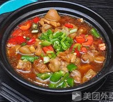 Braised Pork Trotter with Rice