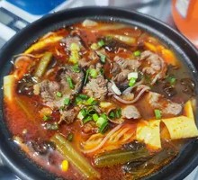 Sour Cabbage Beef Hot Pot