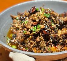 Stir-Fried Beef with Yellow Onion