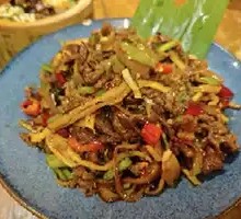 Bamboo Shoot and Beef Stir-Fry