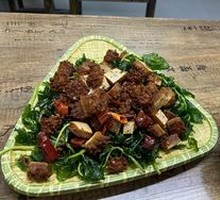 Dai-style Fried Pigskin