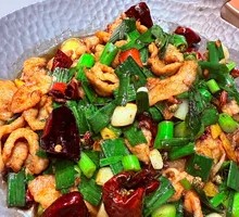 Premium Stir-Fried Pork with Green Peppers