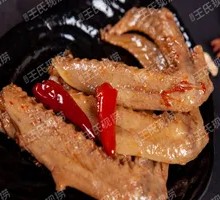 Spicy Braised Duck Wings