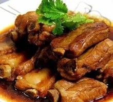 Spicy Fragrant Braised Pork Ribs