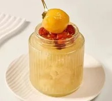 Braised Pear with Rock Sugar and Loquat