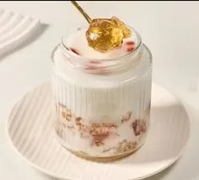 Tao Jiao Stewed with Milk