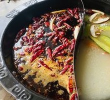 Chongqing Old Hot Pot with Full Red Broth