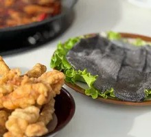 Flower Girl Mini Pork Crisps