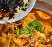 Spicy Chicken Feet Pot