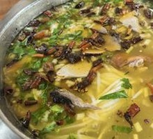 Fuyuan Suancai Pork Trotter Hot Pot
