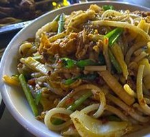 Stir-Fried Rice Noodles