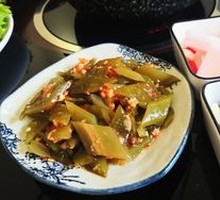 Spicy and Sour Sea Cabbage