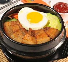 Pork Belly Stone Pot Rice