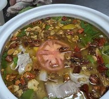 Sour Cabbage Pork Trotter