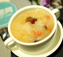 Rock Sugar Silver Ear Soup