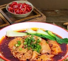 Fresh Pork Dumplings with Spicy Numbing Sauce