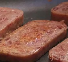 Pan-fried Dehe Lunch Meat