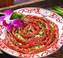 Stir-Fried Beef with Chopsticks
