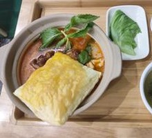 Creamy Crispy Beef Noodle Pot