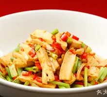 Green Pepper and Tofu with Fragrant Sauce