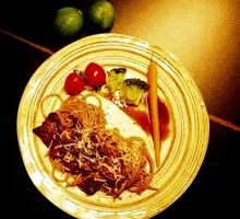 Black Pepper Beef Noodles