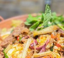 Stir-Fried Beef Hot Pot Base