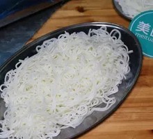 Guangdong Steamed Rice Noodles