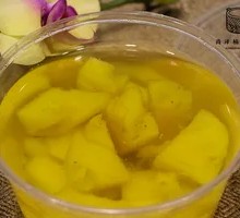 Sugar Water Pineapple