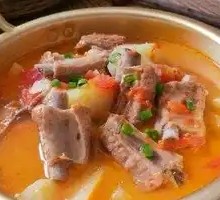 Tomato Red Soup with Pork Ribs