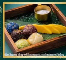 Mango Coconut Sticky Rice