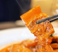 Fresh Tomato and Beef Short Ribs