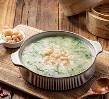 White Kidney Beans Stewed with Baby Bok Choy