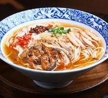 Stewed Chicken Roll with Rice Noodles