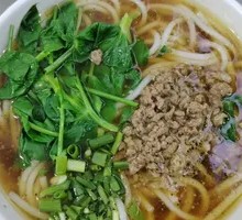 Spicy and Sour Beef Noodles