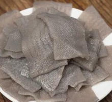 Crispy and Refreshing Bull's Tripe with Konjac Slices