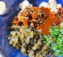 Tofu pudding rice noodles