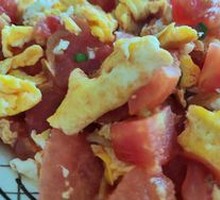 Tomato and Egg Stir-Fry
